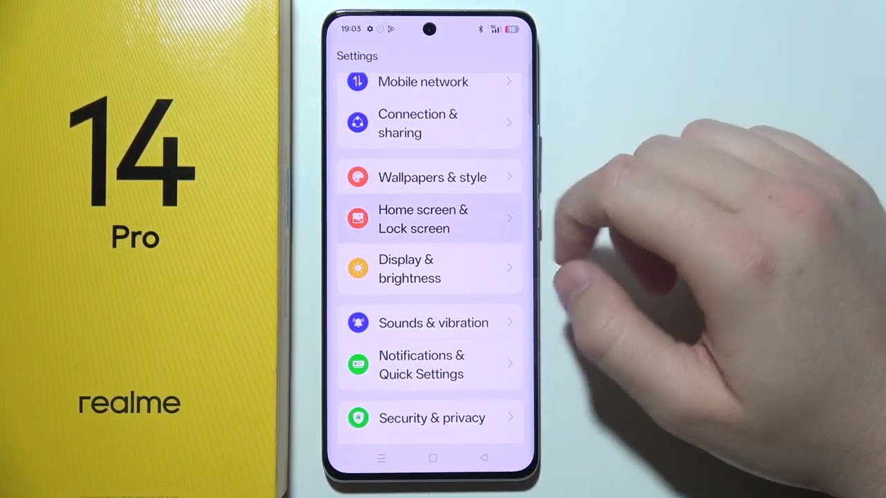 Realme 14 Pro: How to Disable Auto Wallpaper Change