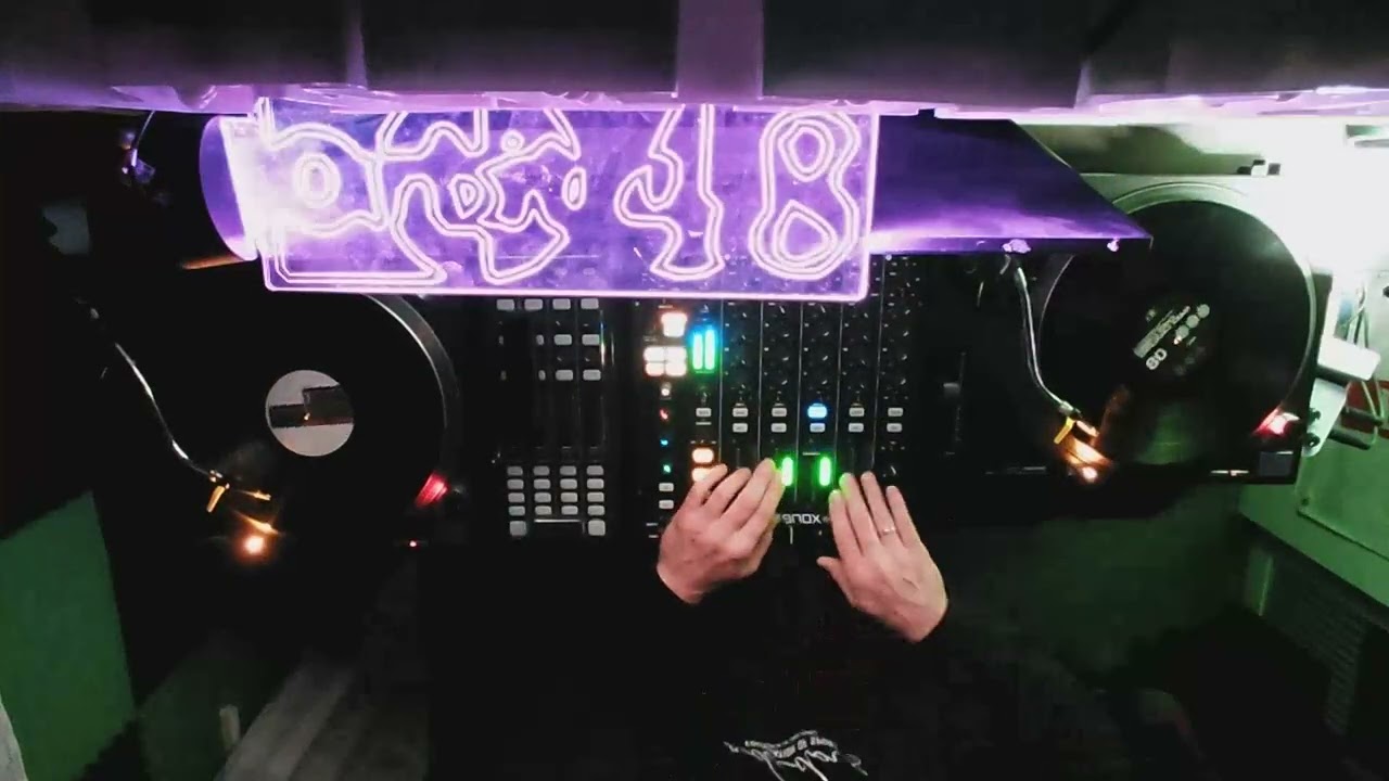D I.D RESISTANCE  (PT4)  VINYL TECHNO