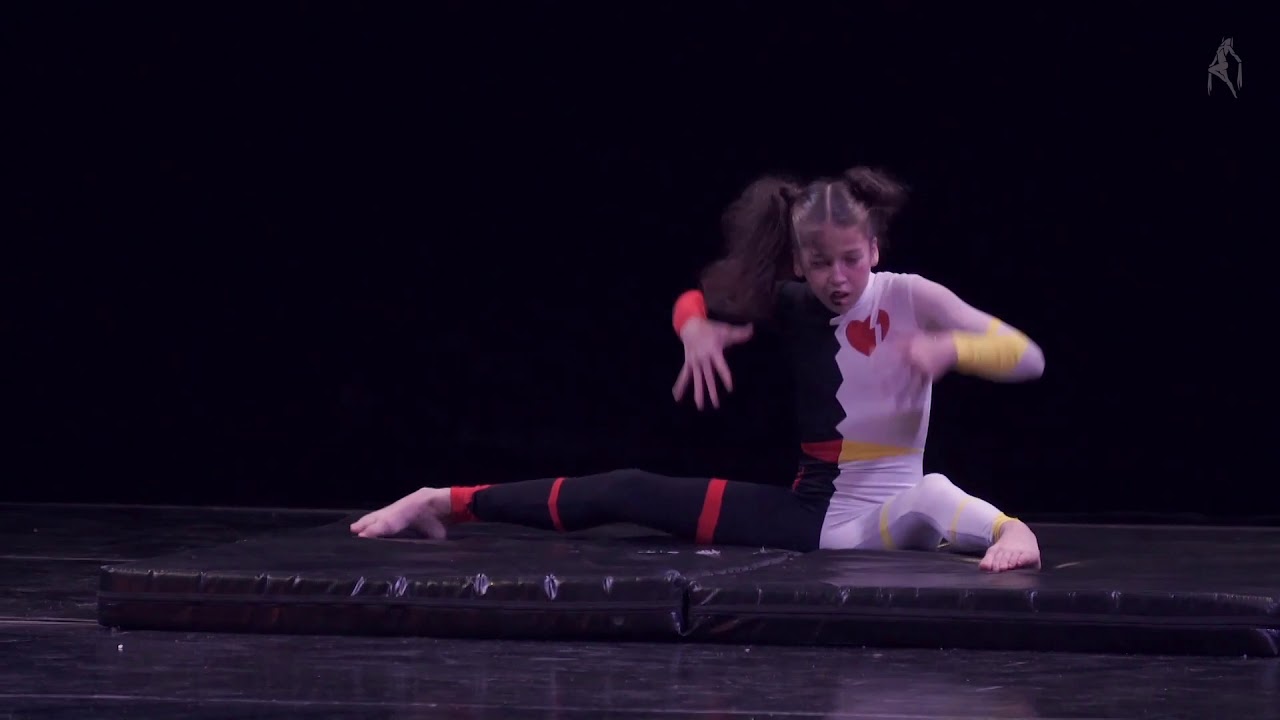 Покусаева Екатерина - 3 место, кольцо, дети профи 11-15 лет. Кубок 