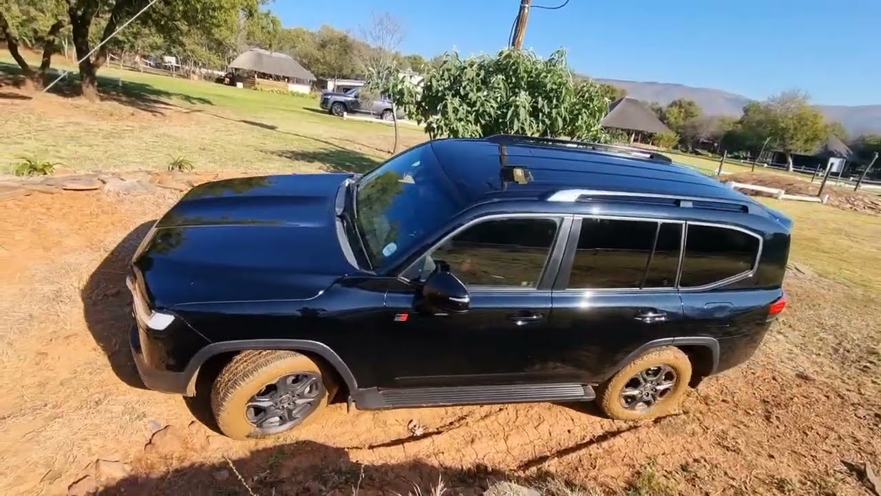Toyota Land Cruiser 300 Off Road