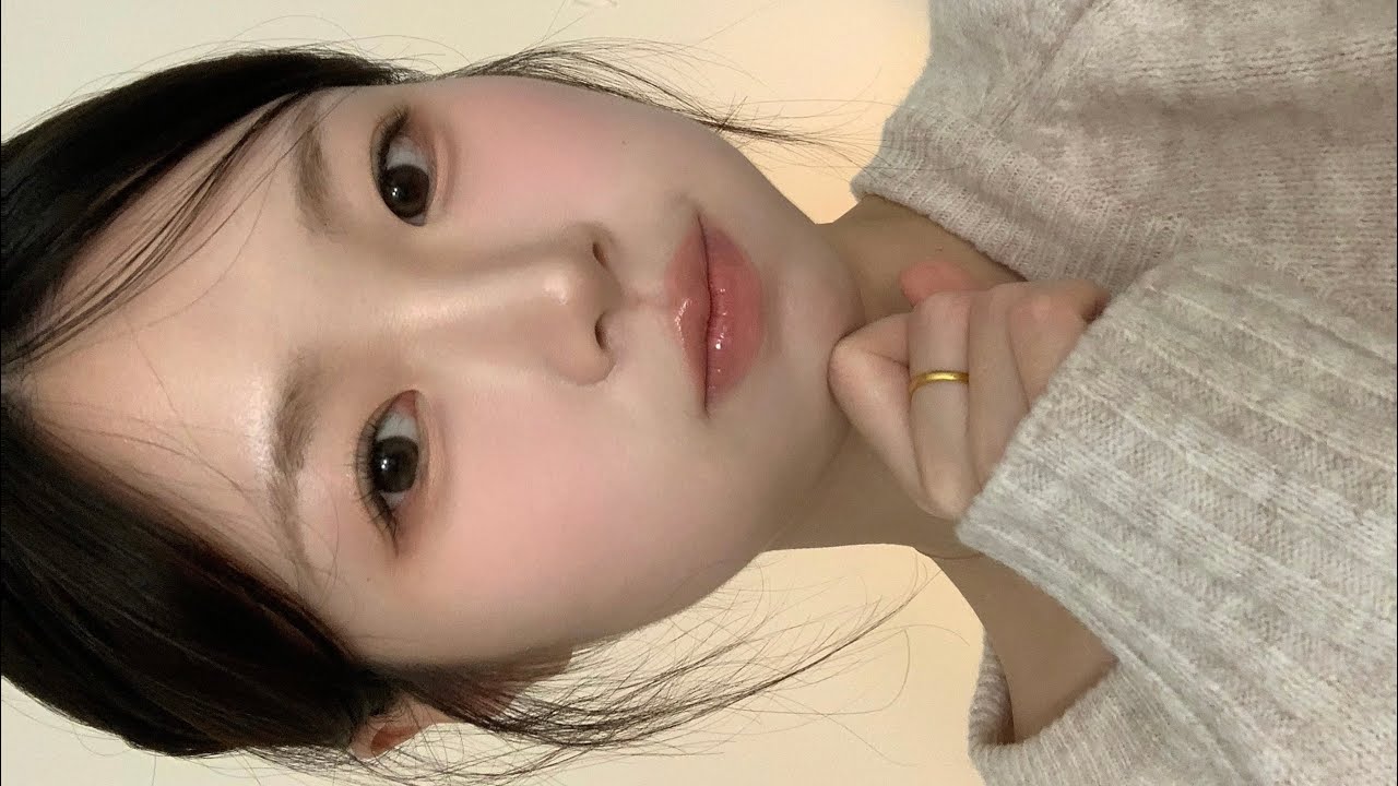 니트..그리고 깻잎머리 메이크업🍃🧶
