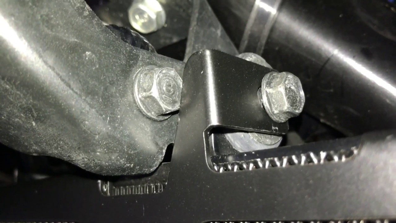 Épisode #6: Installing radiator protector for X-adv