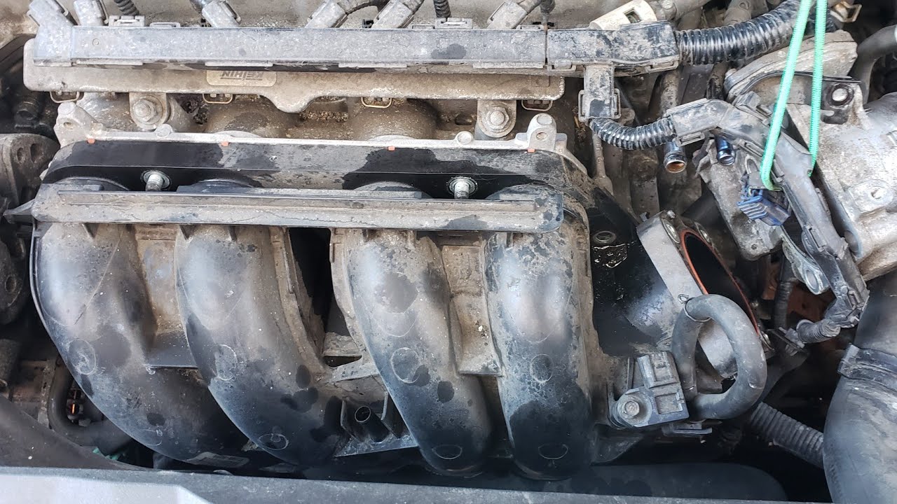 Замена впускного коллектора Honda CRV 2.4L 2011 года и аналогичные запчасти для других автомобилей.