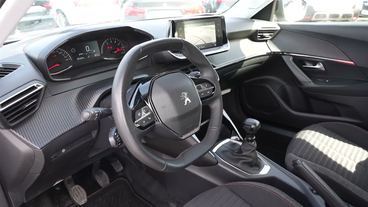 PEUGEOT 2008 - 1.2 PureTech Active Pack