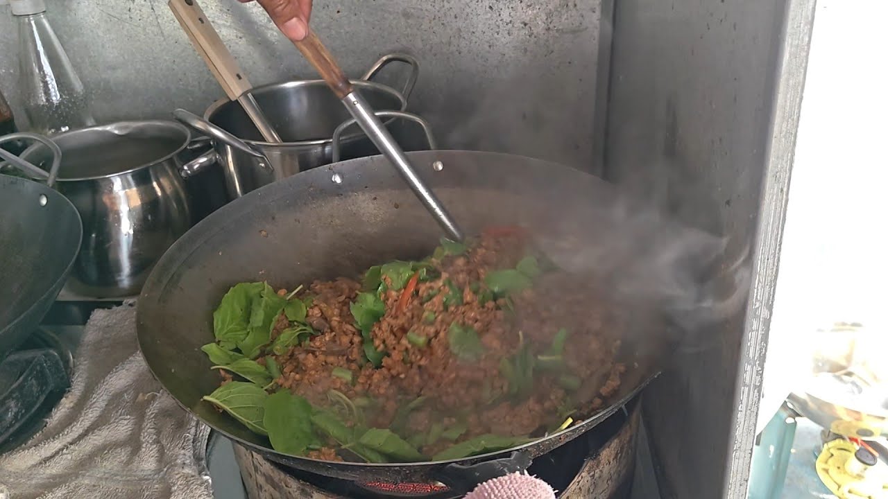 ร้านเชฟปูจัดทำข้าวกล่องส่งลูกค้ายายตุ่มทำก๋วยเตี๋ยวโบราณได้ชิมของอร่อย