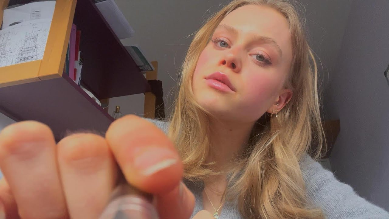 ASMR-French Girl Does Your Eye Exam... French & English talking