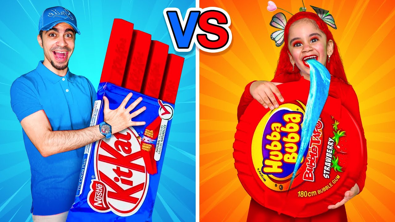 Red Food VS Blue Food Challenge تحدي الأكل الأحمر ضد الأزرق