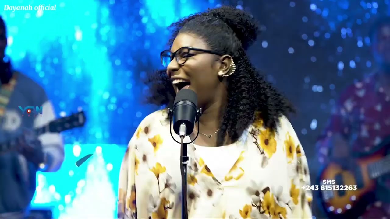 Dayanah official en live (Biso en prière)
