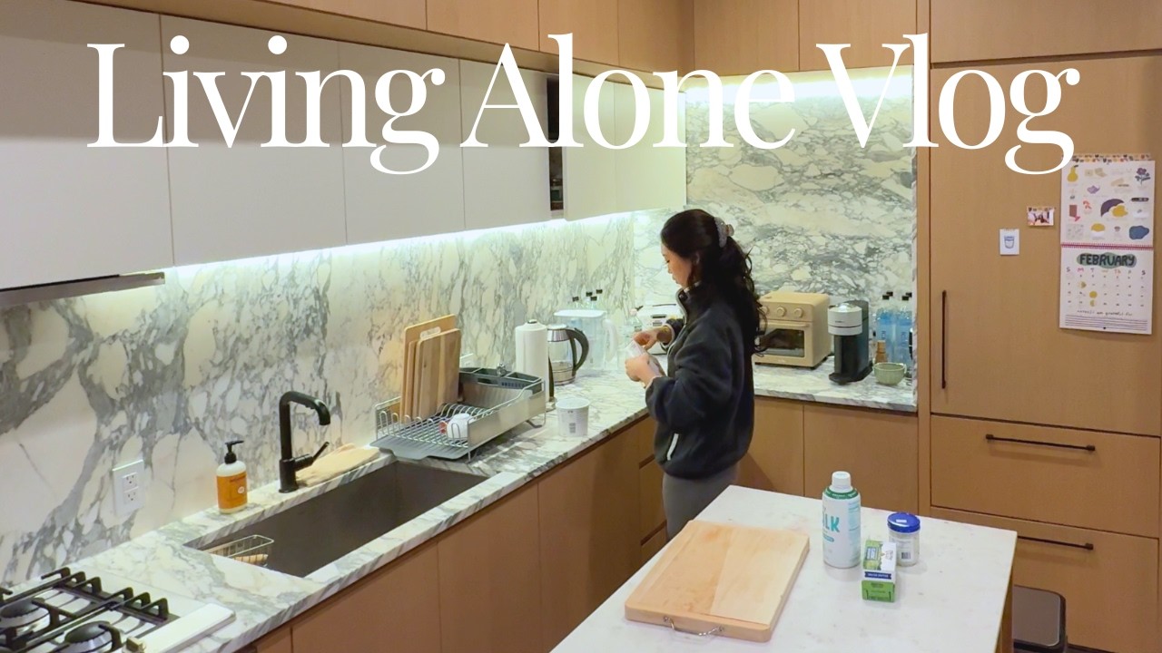 Living Alone Vlog | new vegetarian recipes, trying 12 matcha, grocery shopping, slow nyc winter days