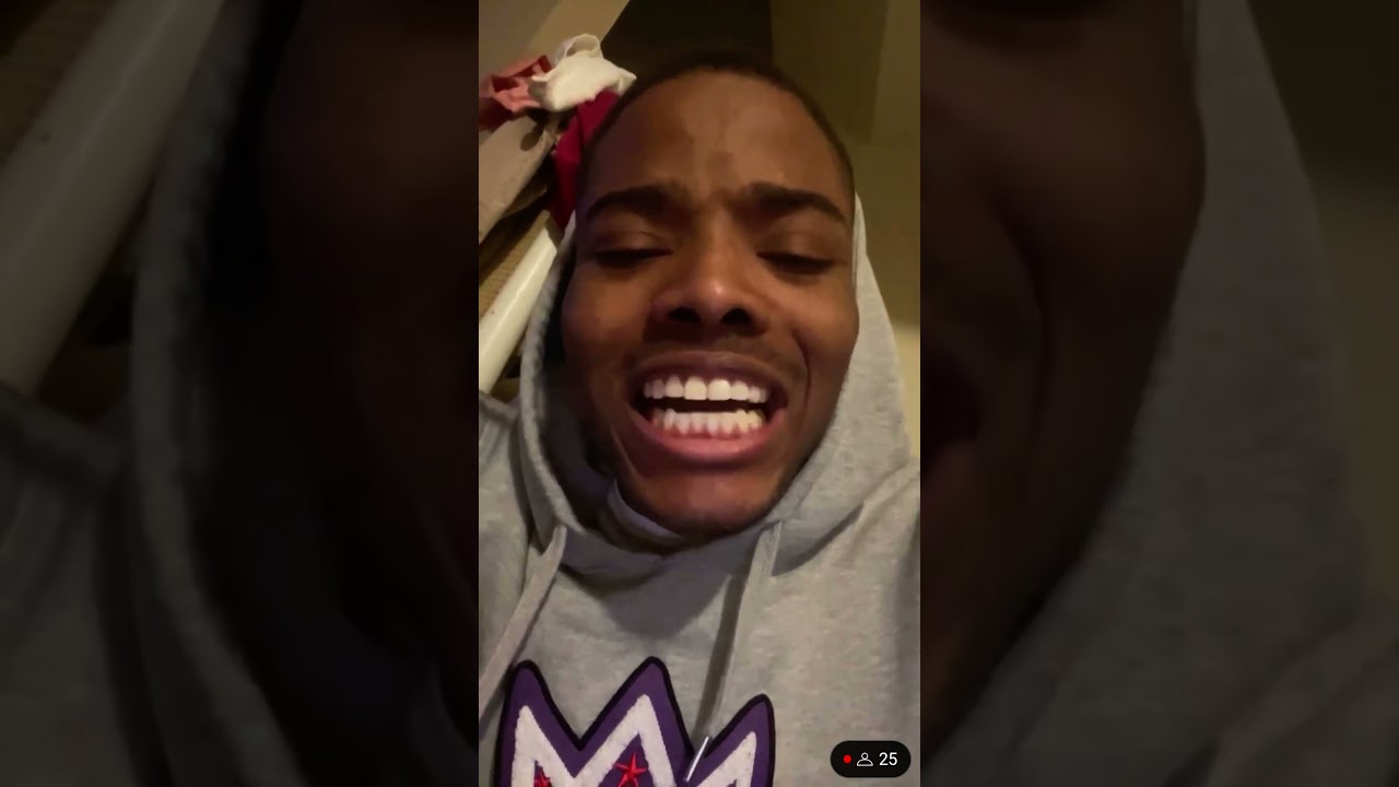JmellFlo gets EXPOSED by mom DOWN BAD!