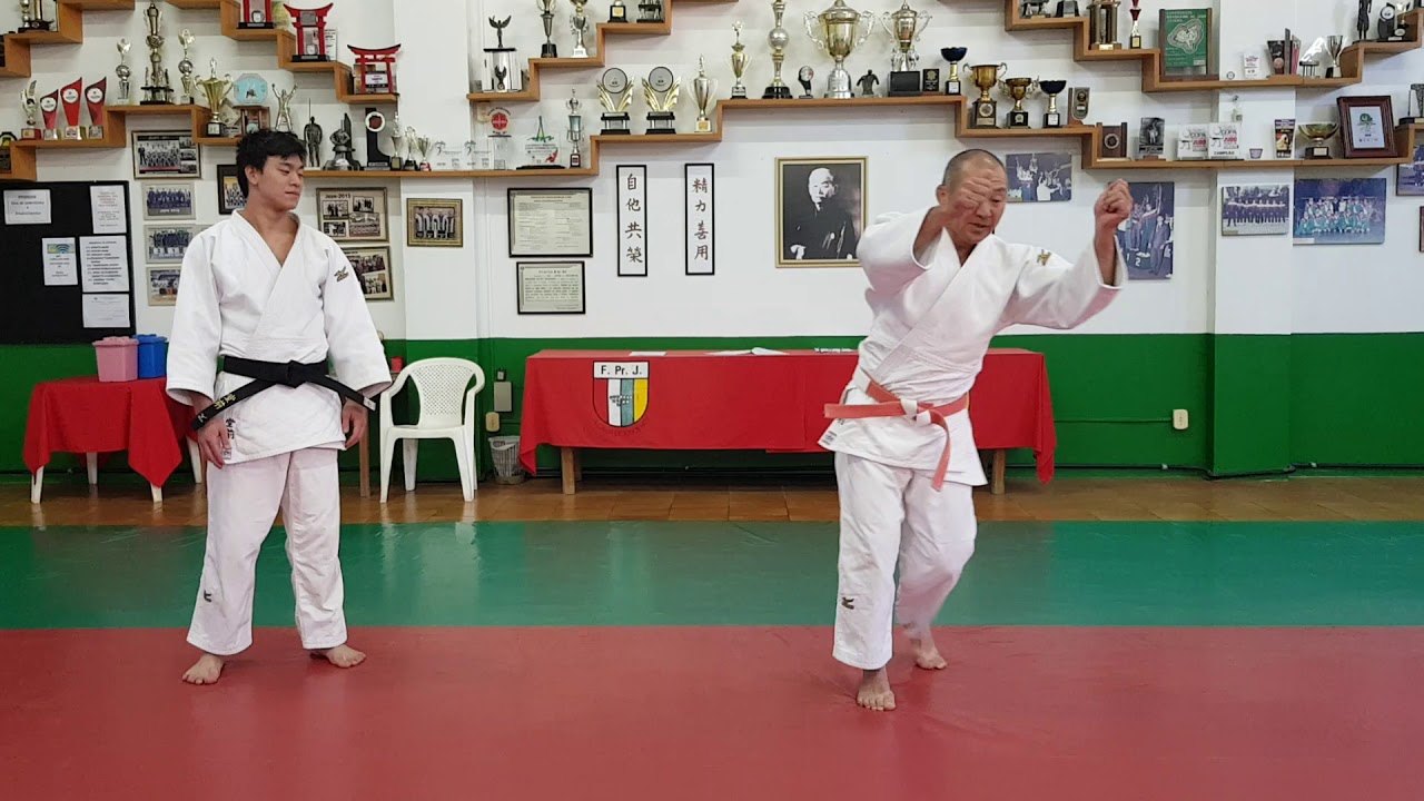 Contra golpe - Uchi mata/Tai otoshi
