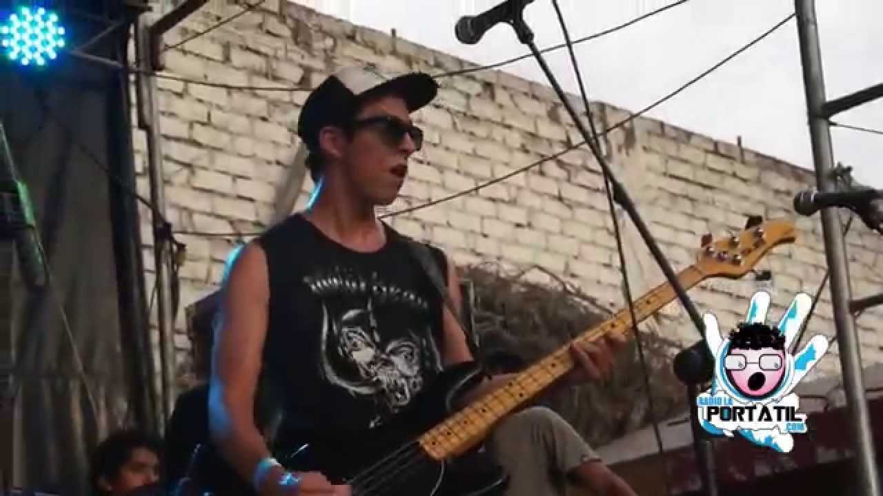 Adictos al Bidet - FestiRock 2015 - Los Olivos - Presentación Completa
