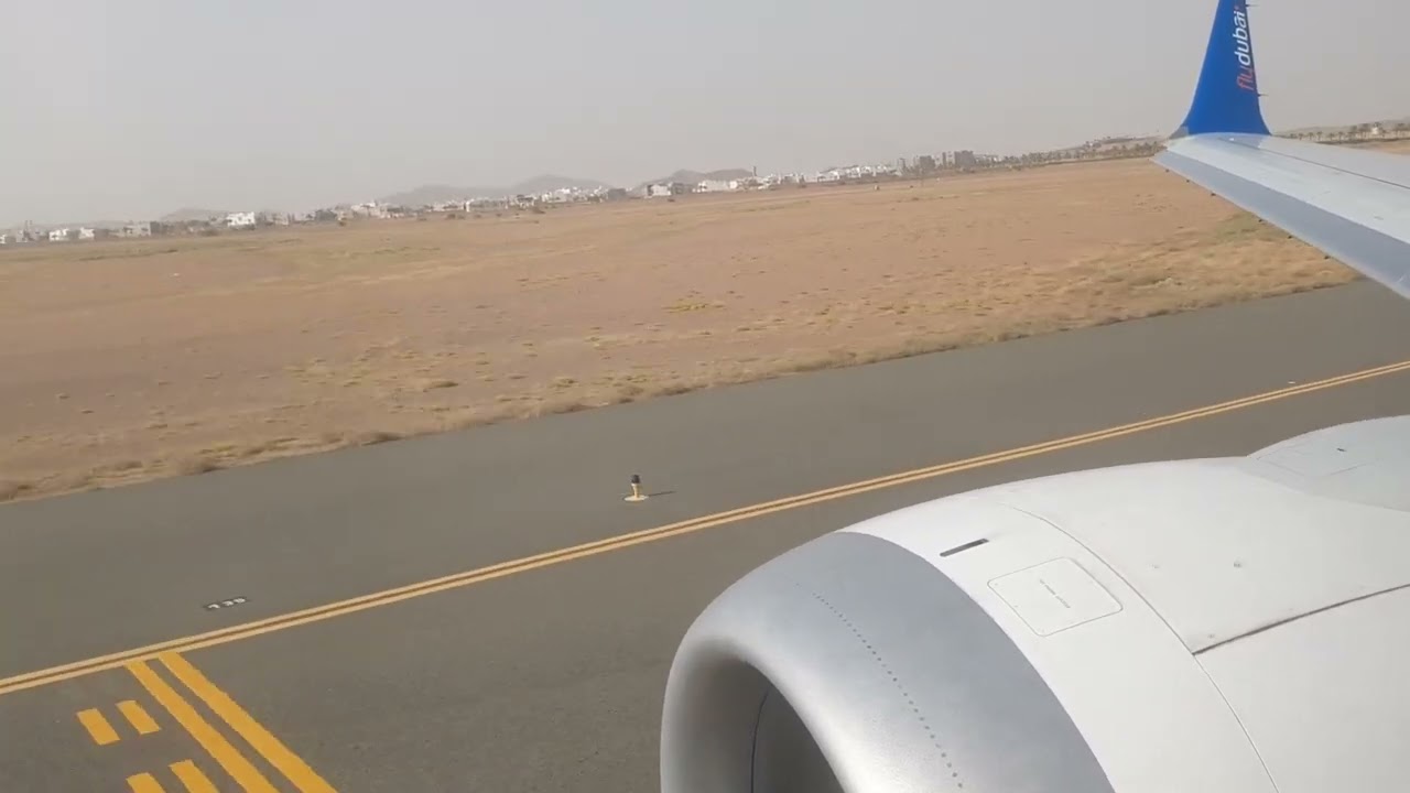 Beautiful Takeoff from Hail Airport | إقلاع الرحلة في مطار حائل |