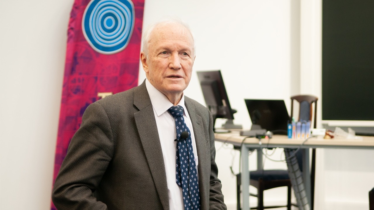 В.В. Козлов. Устойчивость, интегрируемость и диффузия в многомерных аналитических динамических ...