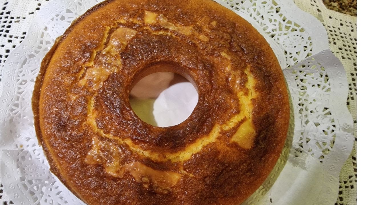 BOLO FLOCÃO SEM TRIGO !! NO LIQUIDIFICADOR !! UMA MARAVILHA !!