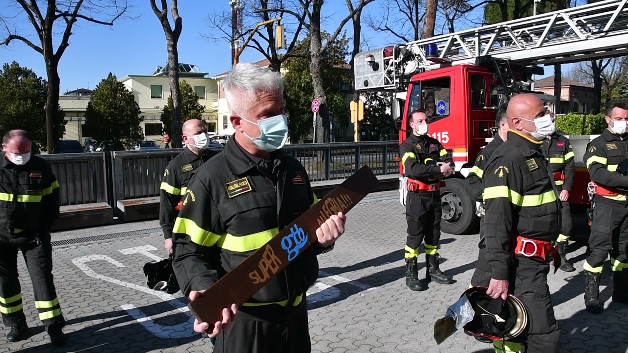 Forlì, i vigili del fuoco salutano Fabrizio Romualdi