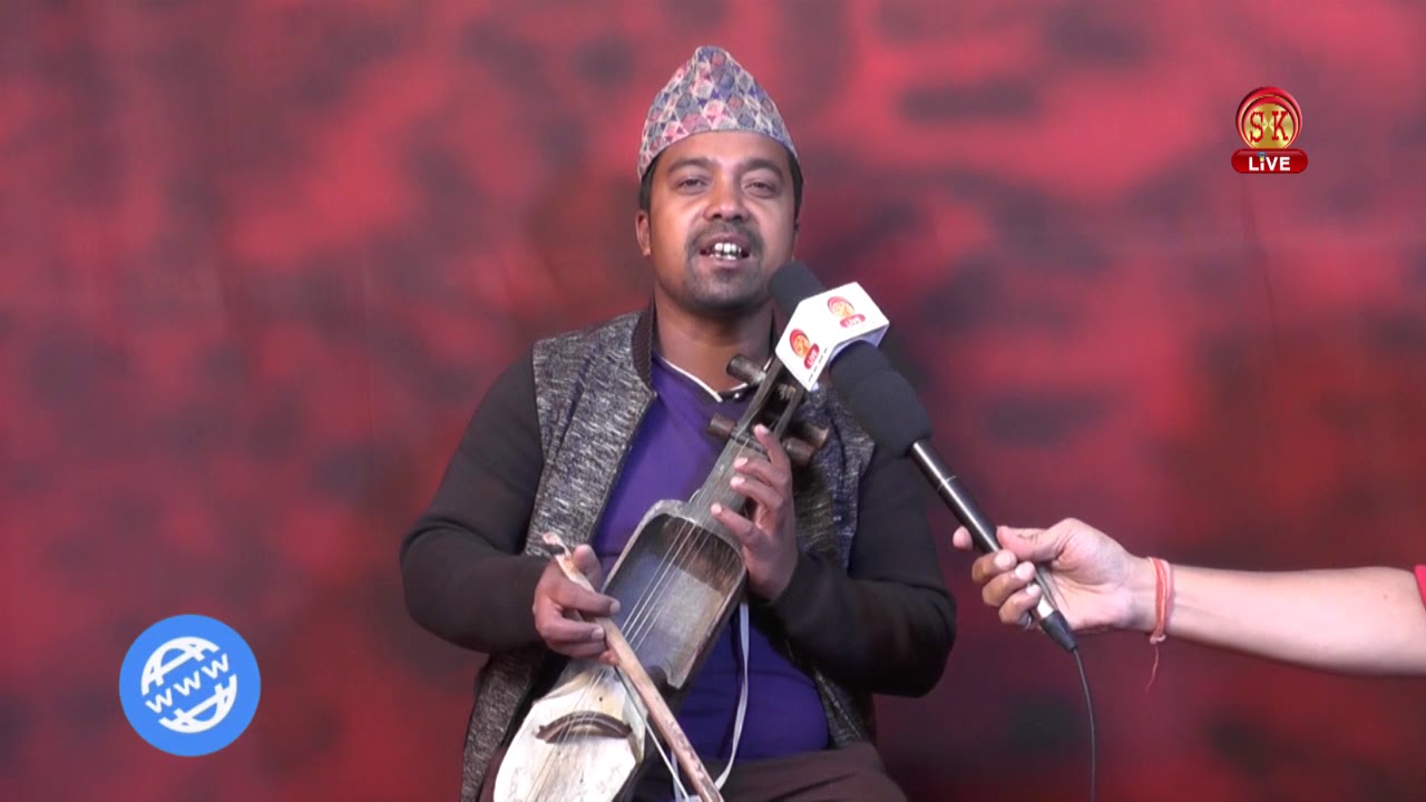 SARANGI Sarangi of Nepal has only 4 strings. Traditionally it was played by only the Gaine or Gandar