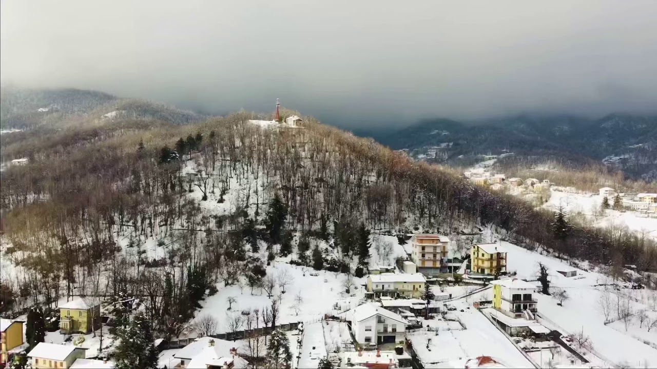 Coazze piccola cittadina in provincia di Torino #djimini2