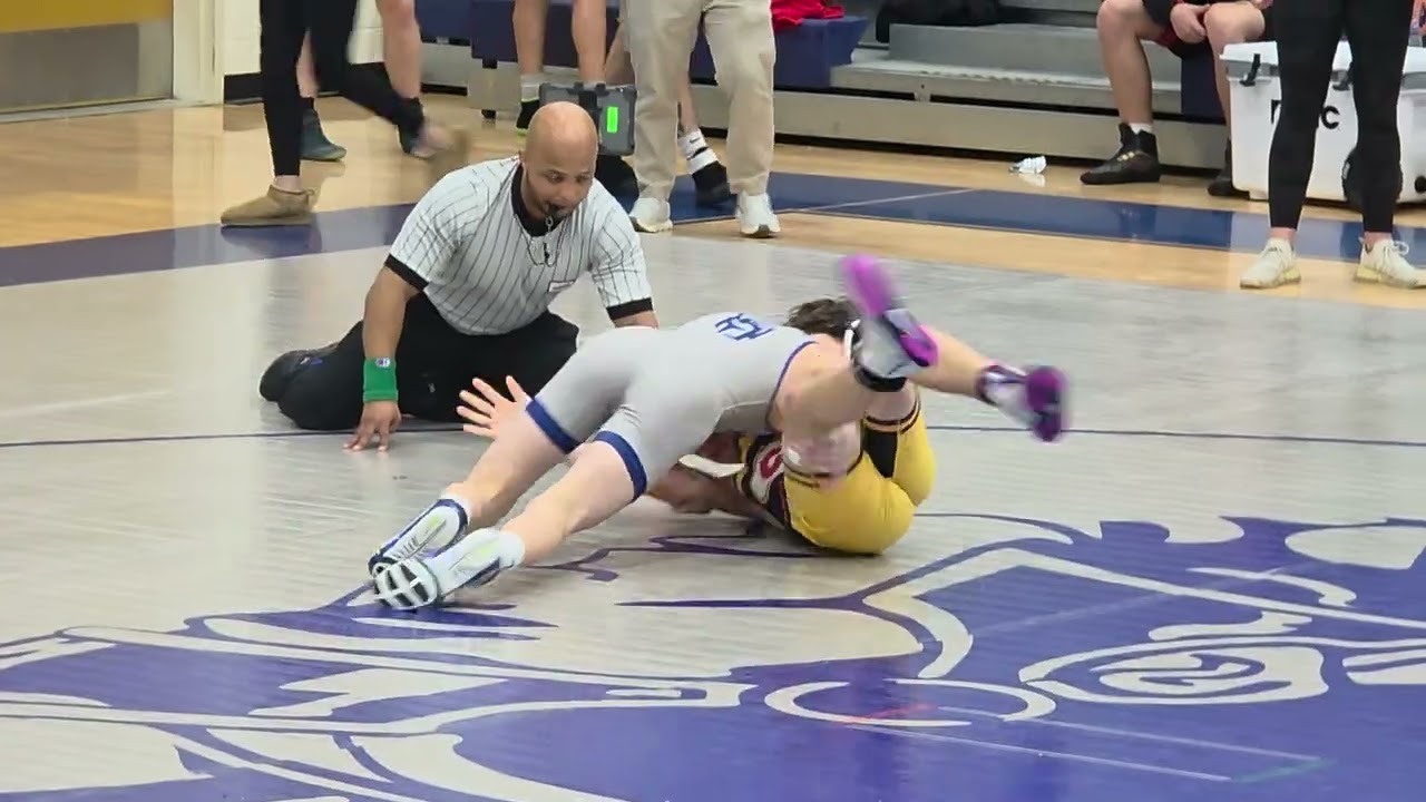 Aiden Slimick New Kent High Dual December 3rd 2025 120lbs Match 3