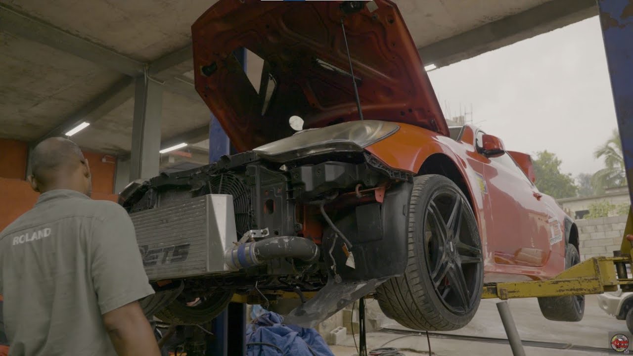 2jz swapping the fastest Hyundai Genesis on the planet.  Pt.1