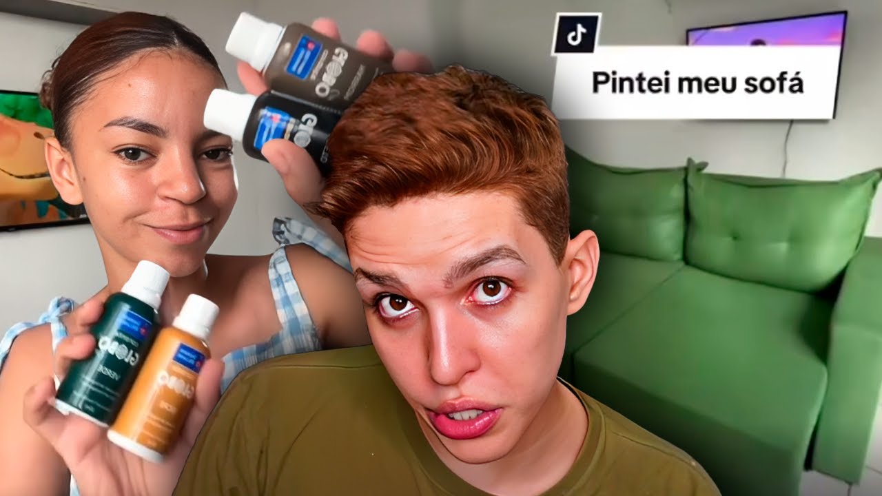 Mulher pinta sofá com TINTA DE PAREDE