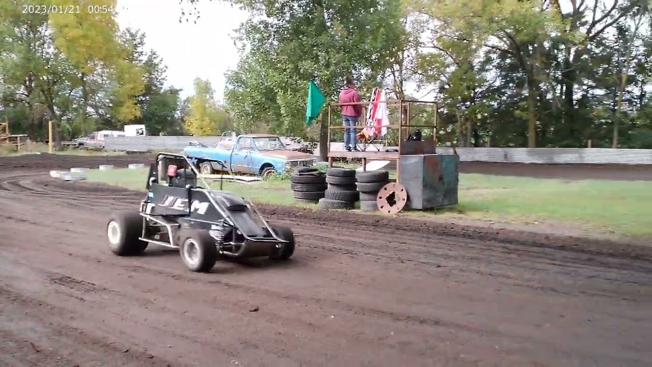 Veteran Racers running hot laps: Haven't been on the same track in over 40 years!