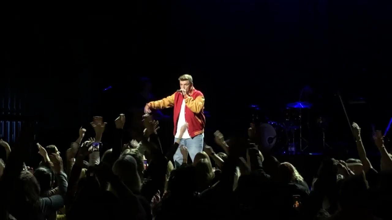 Nick Carter - Everybody (Backstreet’s Back) live at The Wilbur, Boston.