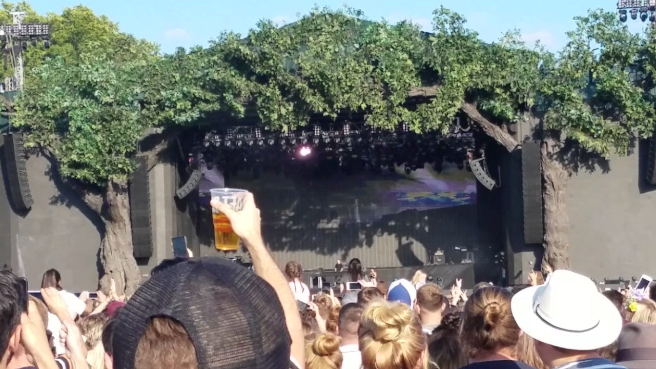 Martin Garrix & Dua Lipa - Scared To Be Lonely [LIVE] BST Hyde Park 2/7/27