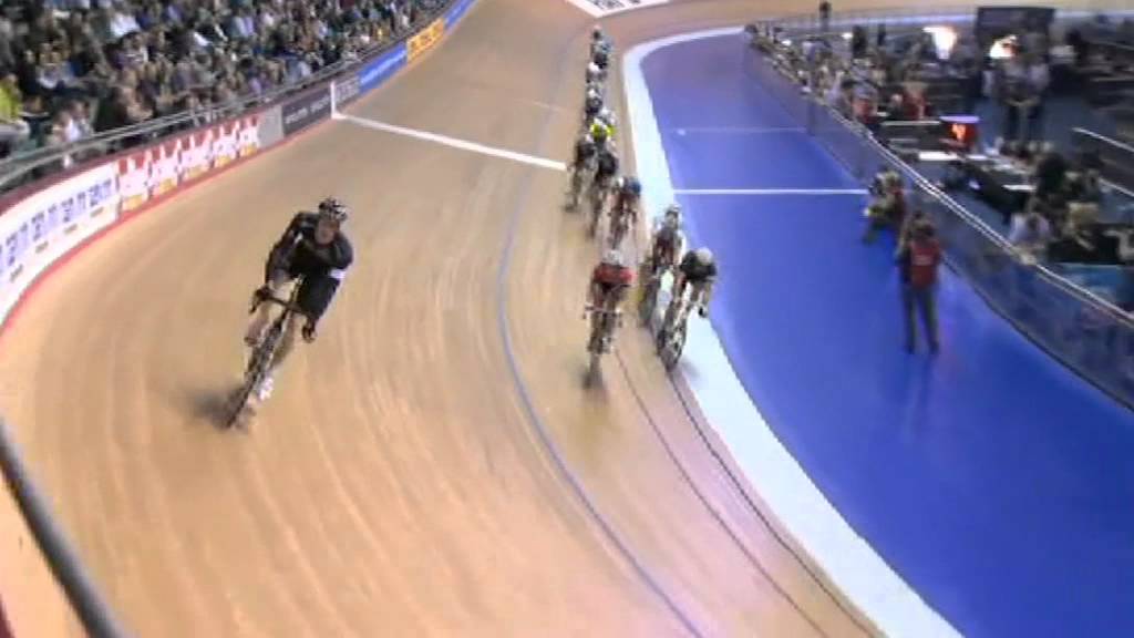 Mark Cavendish Wins Scratch Race at Revolution 34