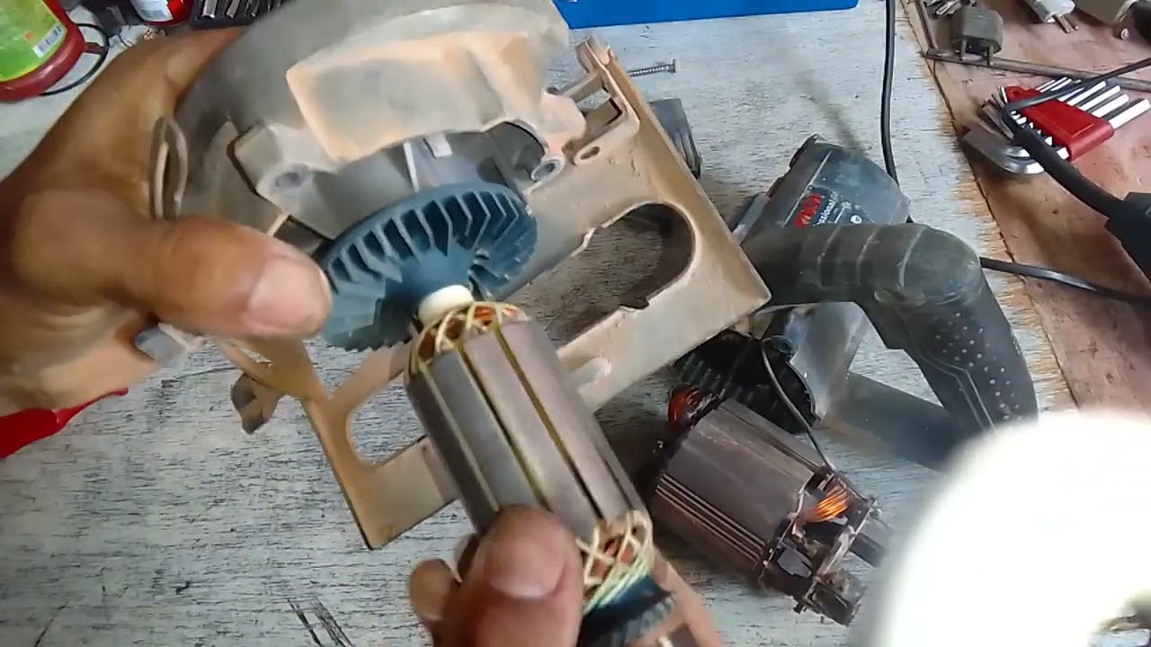 serra mármore bosch titan gdc 151, makita bosch com cheiro de queimado,  makita cheiro de queimado,