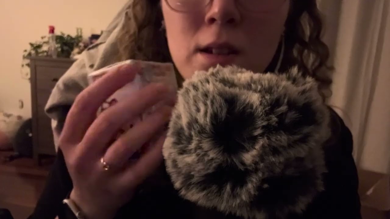 ASMR | Squishy and rambling 🍿🧇