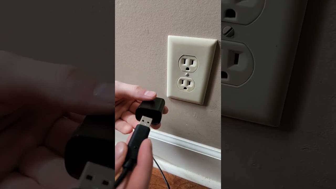 Don't use an AC outlet to charge your PS4 controller #ps4 #playstation #playstation4 #gamertips #tip