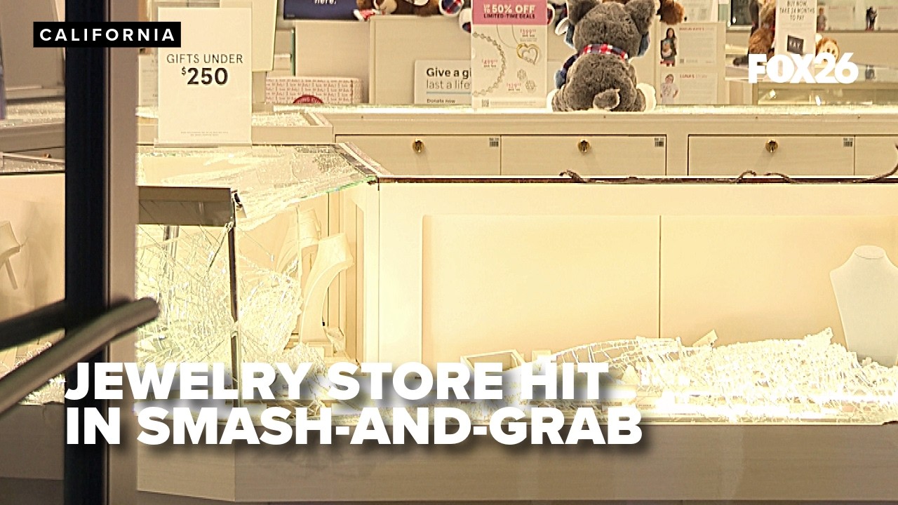 Jewelry store smash and grab