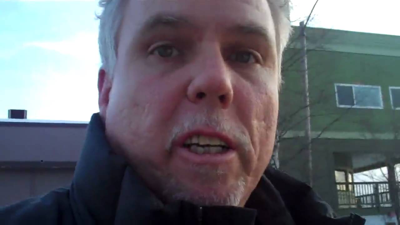 Mark Horvath's Blown Soundbite Because Man Fell In Front Of Police Car - video 3