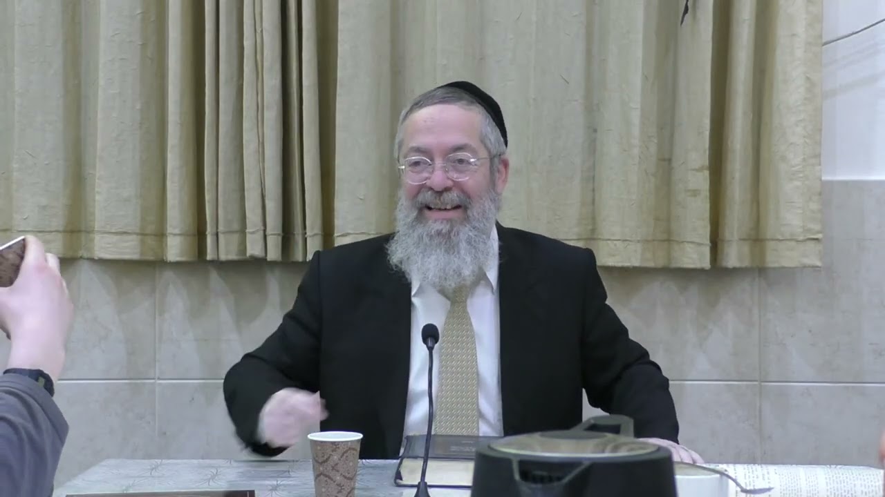 הרב מאיר צוריאל | נידוניים הלכתיים מעשיים בזמן אזעקות