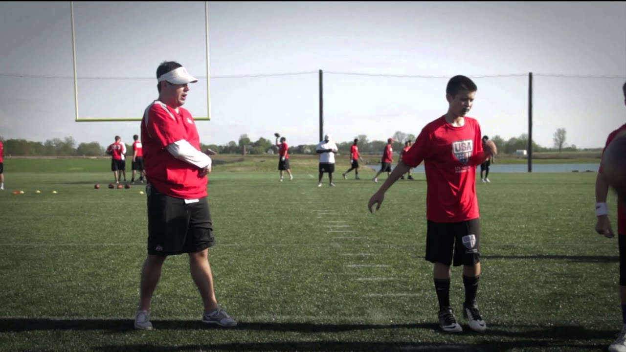 Quarterback Drill: Throwing the bubble screen