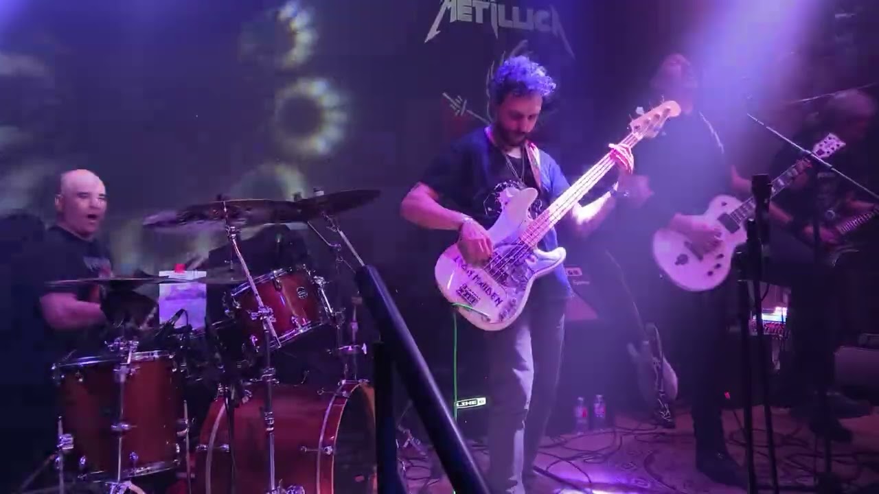 METíLLICA - Enter Sandman (en directo)