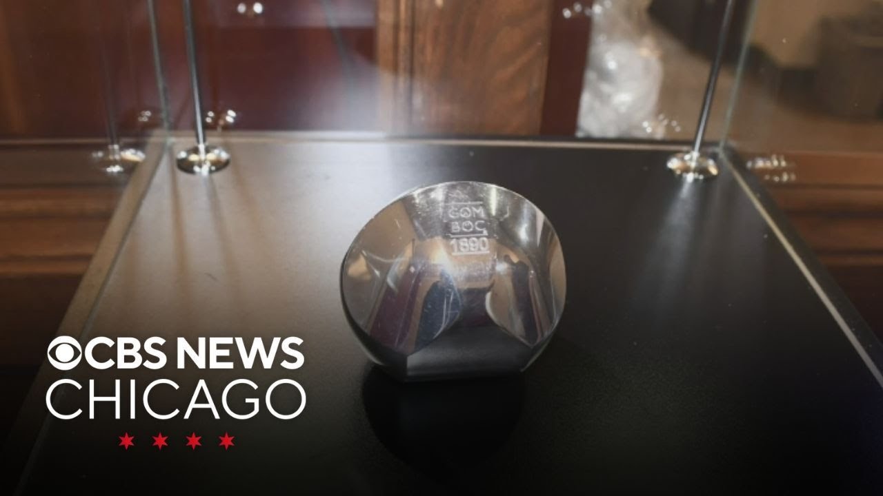 Mathematically fascinating G&ouml;mb&ouml;c sculpture comes to University of Chicago