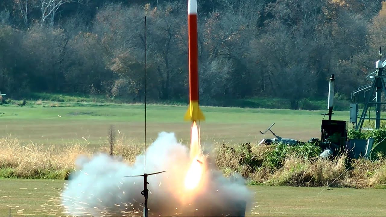 Candy-Corn Rocket launch and slow motion at 60fps