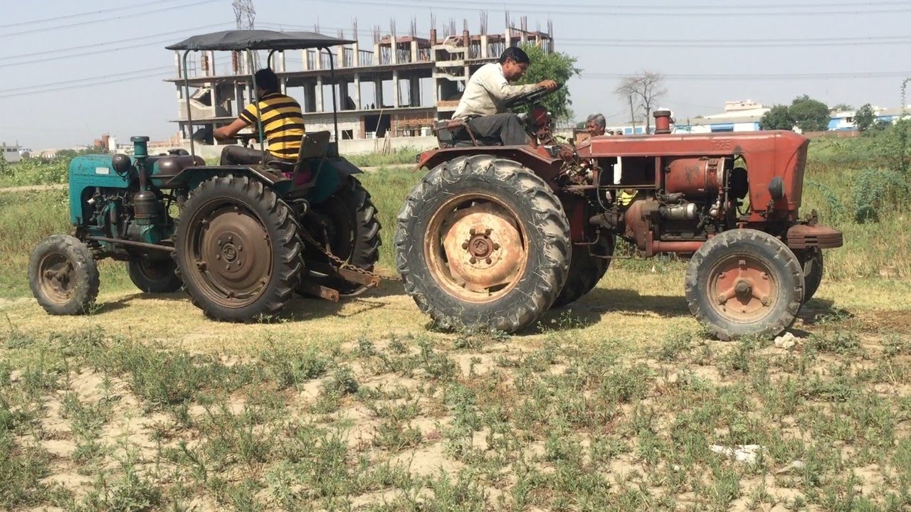 Antique Dt14 tractor vs Belarus T25 tractor tochan