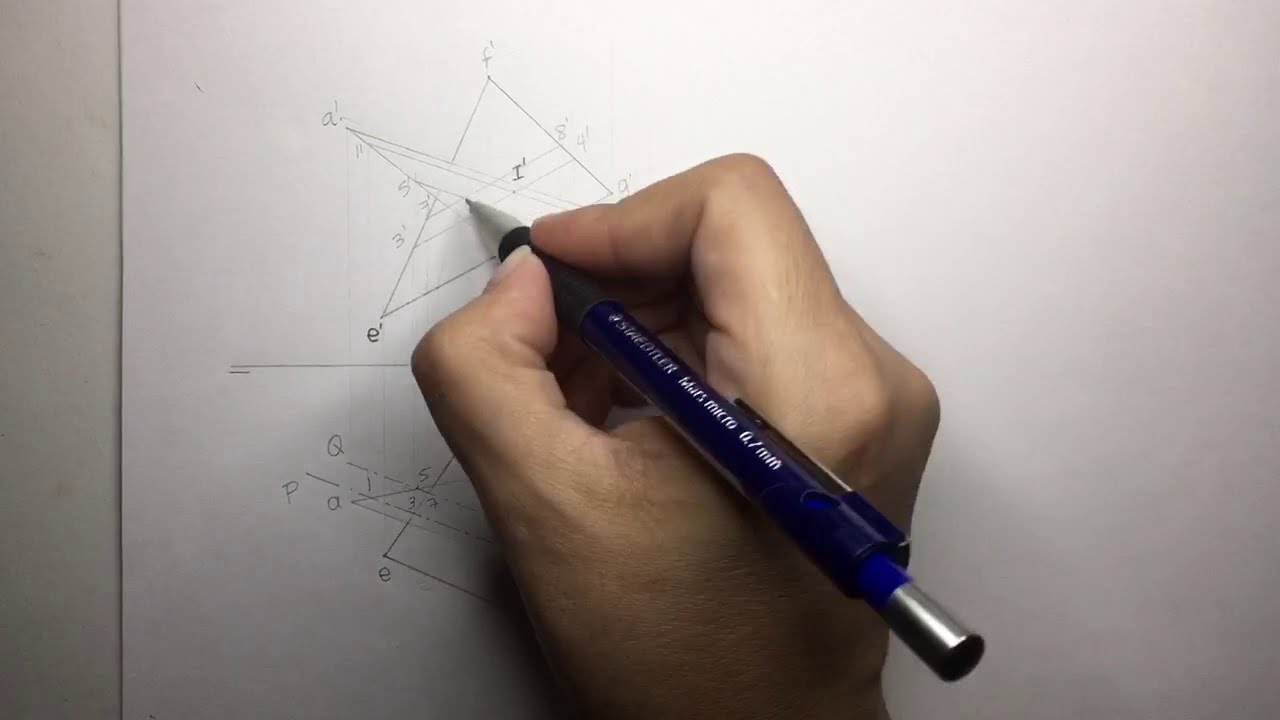 Intersección de dos planos utilizando el método de trazas de planos auxiliares (Parte 1)