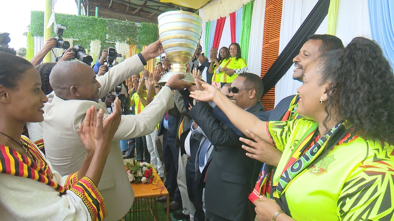 ወላይታ ዲቻ የኢትዮጵያ ዋንጫ ይዞ ሲገባ
