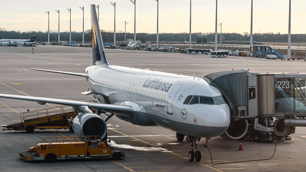 TRIP REPORT: Lufthansa | Airbus A320 | Munich - Barcelona | Economy Class