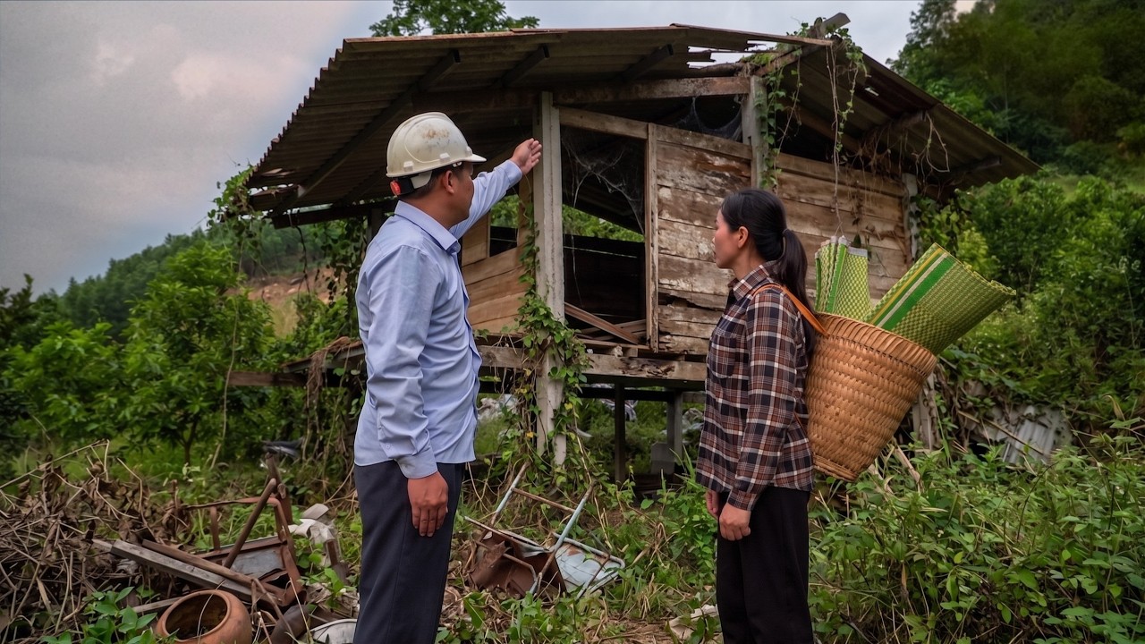 Full Video: Kind man gives single mother abandoned house. life starts from zero