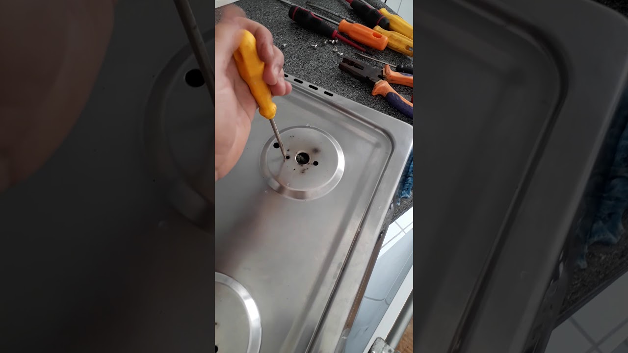 Limpeza interna do fogão e substituir acendedor eletrico