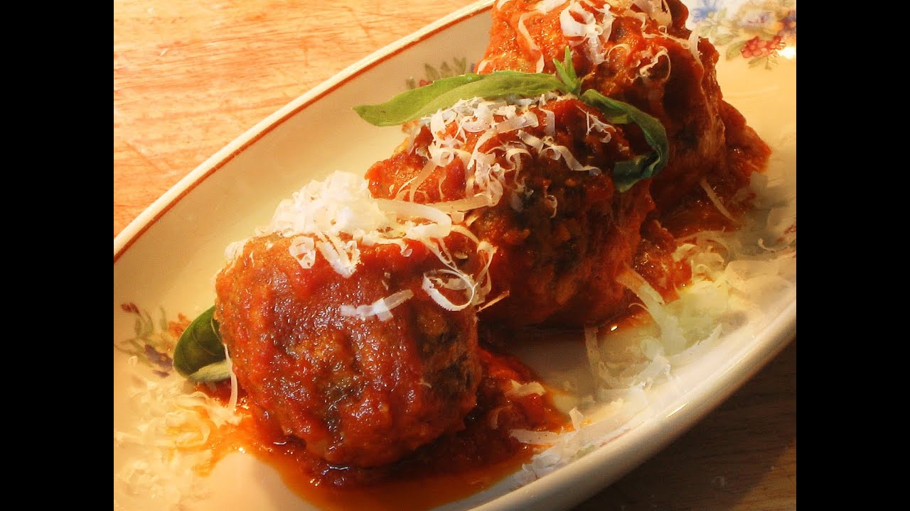 ITALIAN MEATBALLS - Polpette in salsa di pomodoro (Restaurant Recipe)