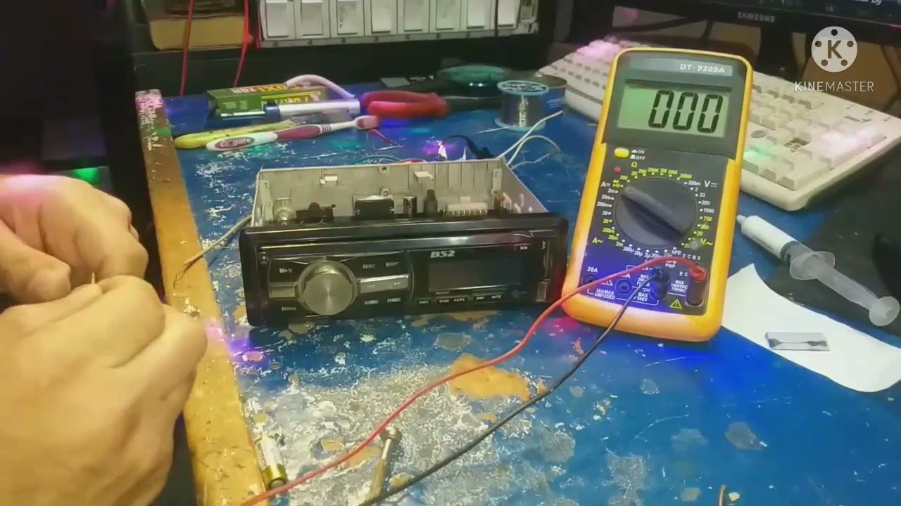 B 52 Auto Estereo Salida de audio. ci: 7388 .
