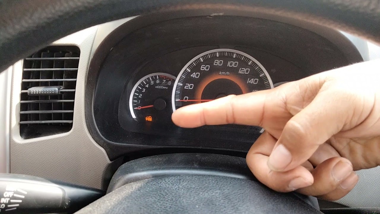 indikator mobil terkunci kedap kedip... jangan panik