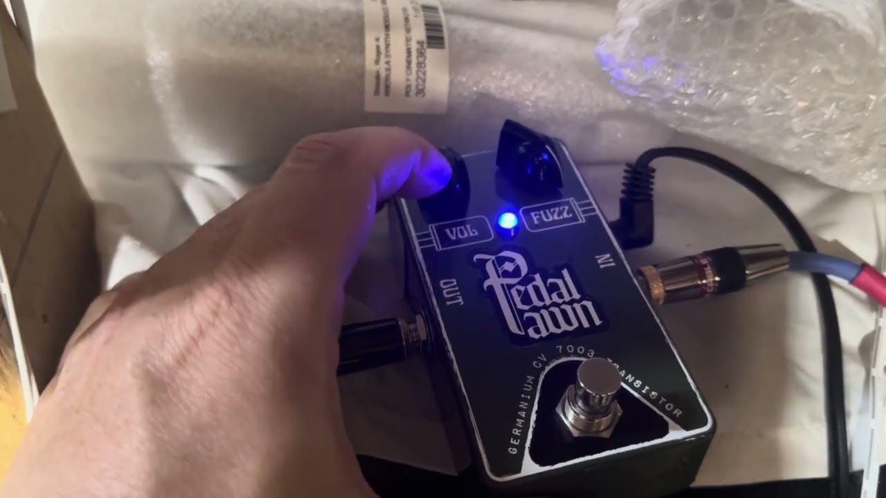 Atomic Music Item # 42141-8 Pedal Pawn Limited Edition Fuzz Pedal with Germanium CV7003 Transistor