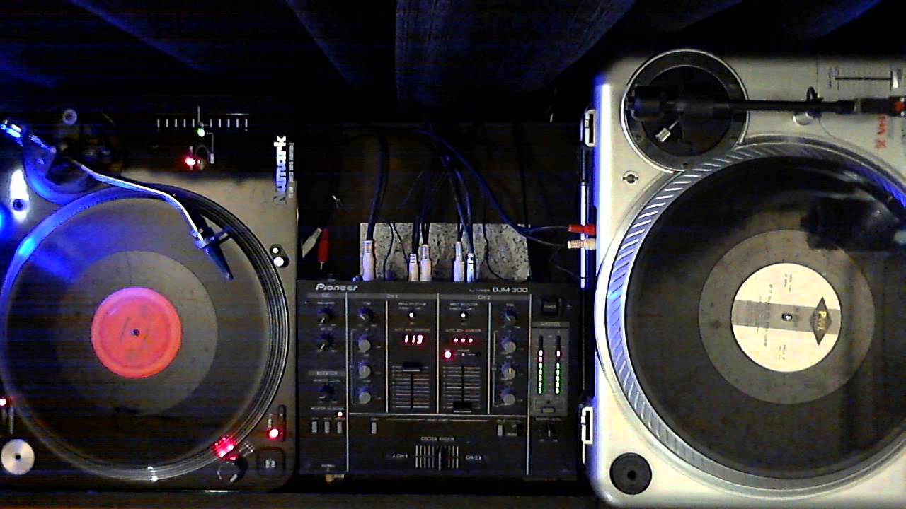 Numark TT100